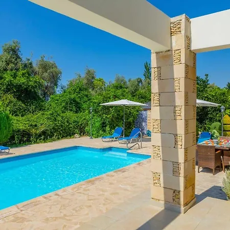 Villa Akis *